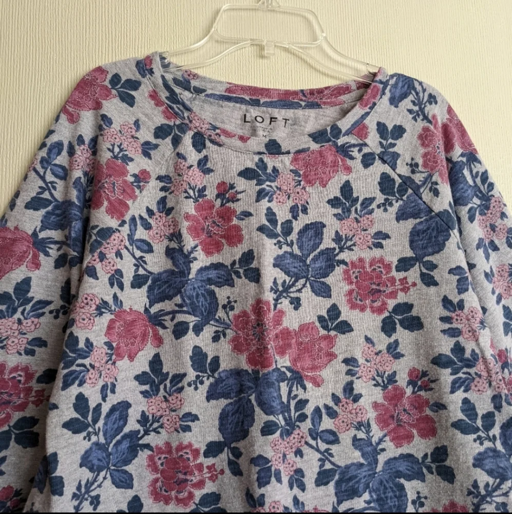 Loft Sweatshirt Pink Gray Blue Floral Long Sleeves